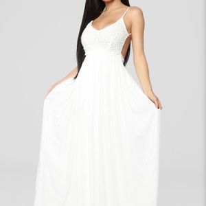 Ling, white, flowy FASHION NOVA NWT dress